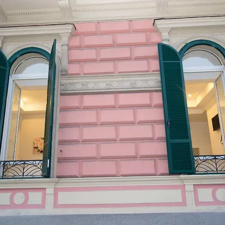 Lungomare 3* Nápoly